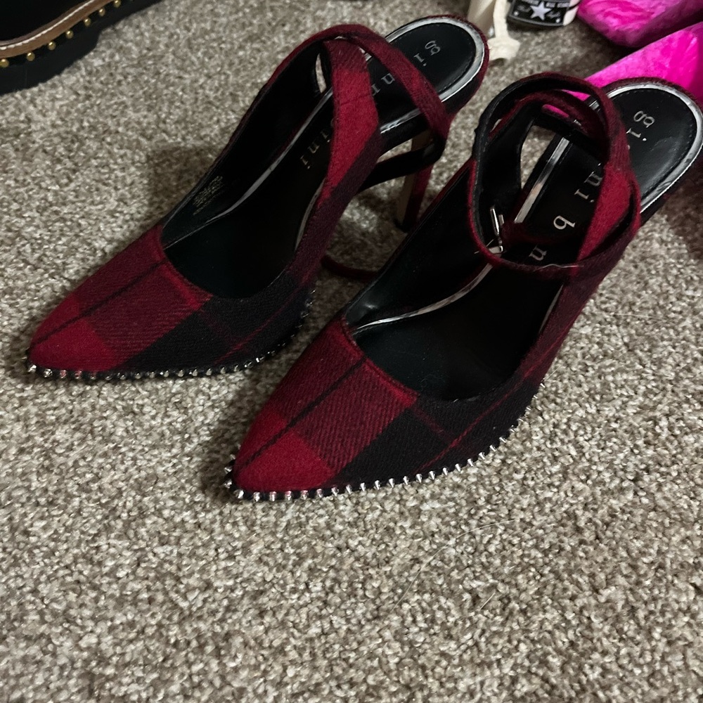 Gianni Bini Red and Black Heels